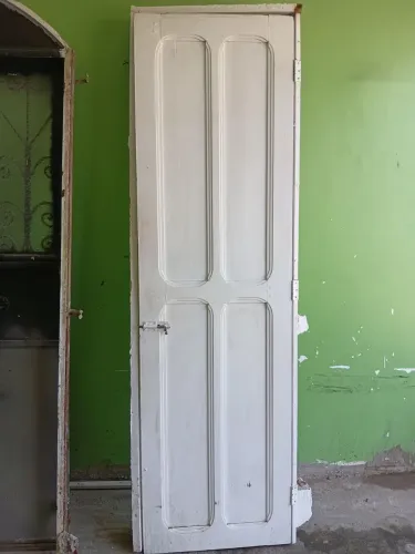 Porta completa com aduela pra banheiro
