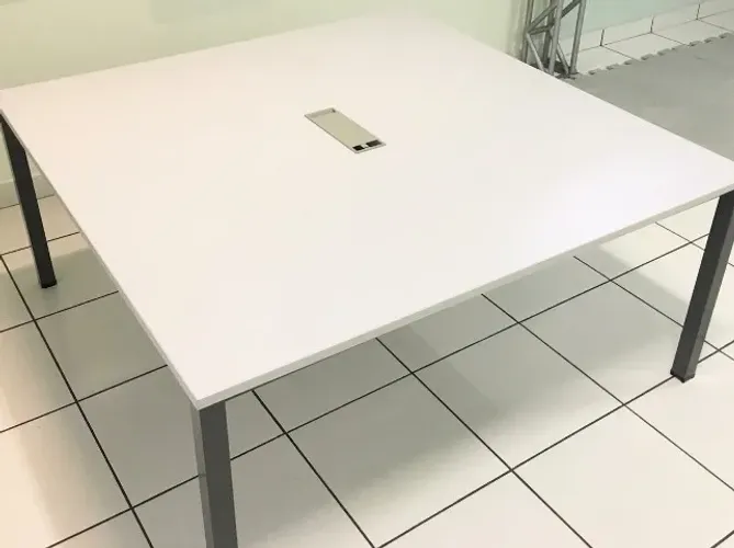 Mesa de Escritório