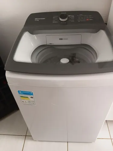 Vendo máquina de lavar roupa de 13kg