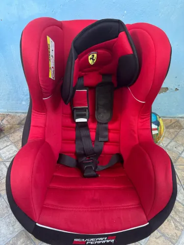 Cadeirinha Carro Ferrari Beline Vermelha - 9 A 36 Kg