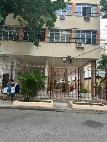 Vendo apto reformado bairro Riachuelo 1 quarto + quartinho