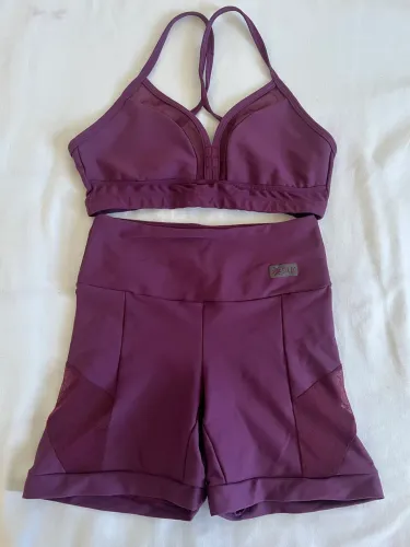 Conjunto short e top P marca DLK