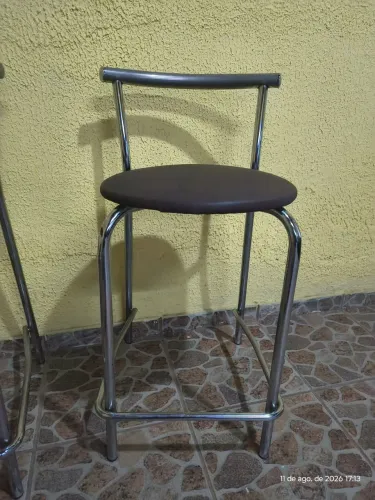 Banqueta alta cromada!
