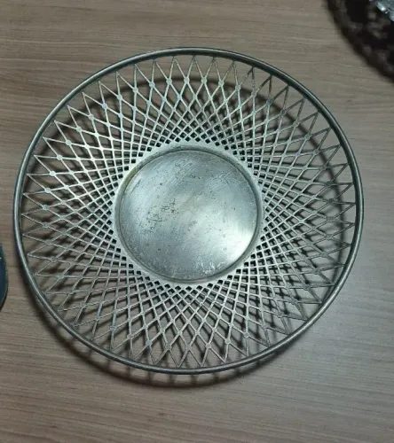 Porta pão em metal apressurado à prata 90 - AUREA 