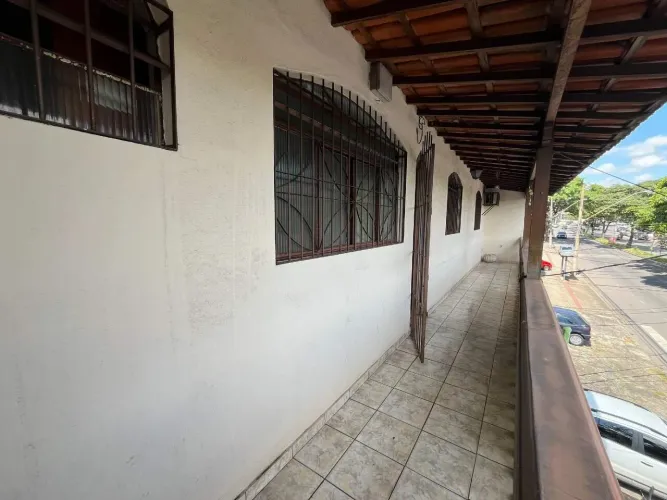 Casa Comercial à venda - Tirol, 2 quartos - Belo Horizonte