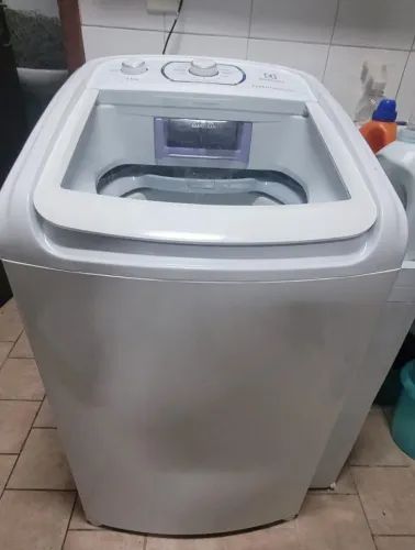 Máquina de Lavar Electrolux Essential Care 11kg ? Ótimo Estado