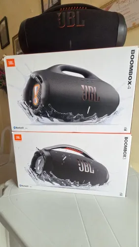 JBL BOOMBOX