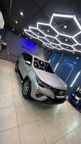 Toyota Hilux SW4 SRX 4X4 2.8 TDI 16V Dies. Aut. 2018