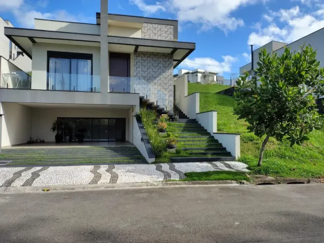 Granja Anitta - Residência de Alto Padrão para Locação disponível para locação