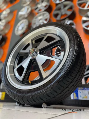 Jogo de rodas e pneus usados - KRMAI - R84 - Porsche - aro 17 + Pneus Delinte 205/40R17