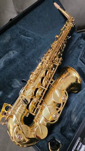 Saxofone Alto Yamaha YAS 62 G1
