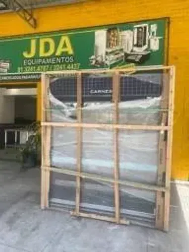Balcão refrigerado para carnes - supermercado- açougue - vitrine expositora 