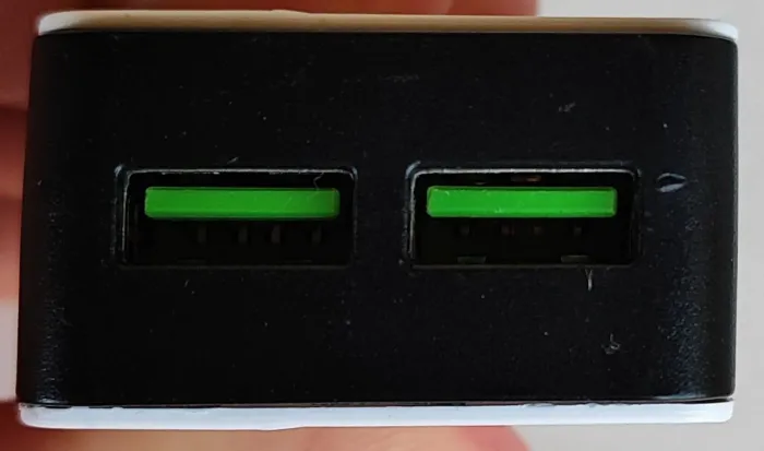 Carregador Duplo de Parede para Celular