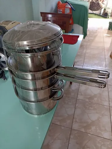 Vendo panelas em aço inox
