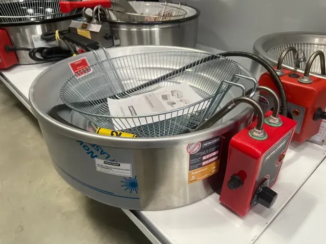 TFRE-5 TACHO FRITADOR ELETRICO 5L - METALCUBAS