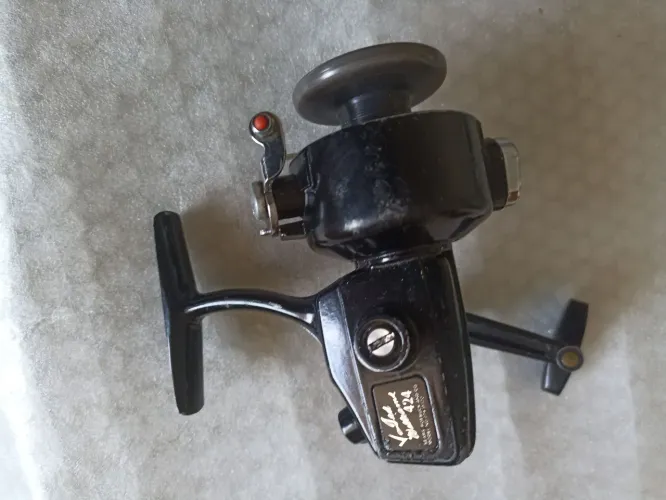 Molinete japonês Jed William 424