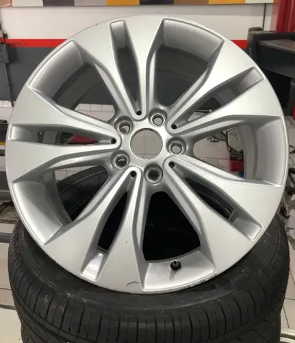 Roda Aro 18 Original Bmw X1 Xdrive 2.8i (seminova / Avulsa)