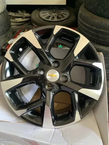 Jogo de rodas novas r15 MODELO MONTANA 4x100