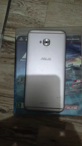 Celular Asus Zenfone 4 selfie 32GB