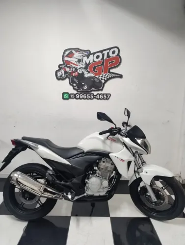 CB 300R 2014