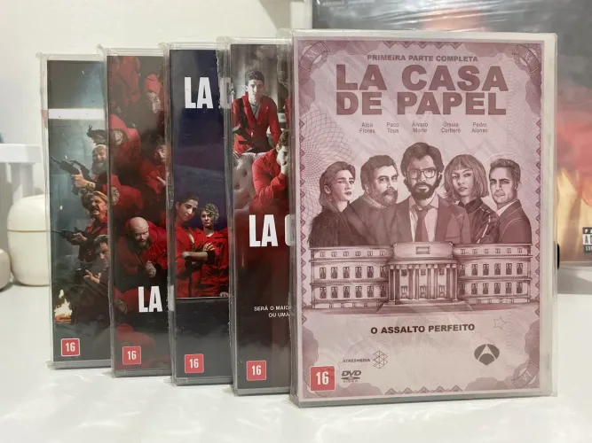 La Casa de Papel - DVD - Fanmade - 5 Temporadas