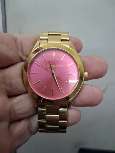 Relógio Michael Kors Dourado com Mostrador Rosa