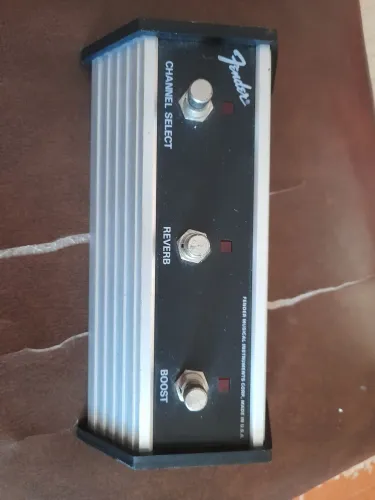 Pedal foot switch fender