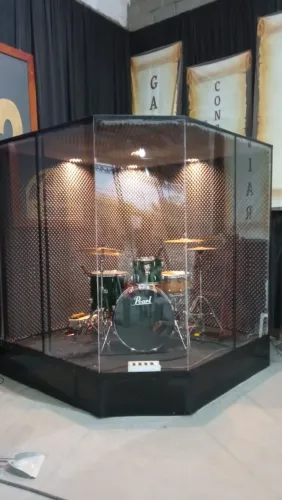 CABINE PARA BATERIAS 