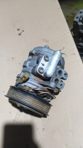 Compressor Uno fiasa 96 a 2000