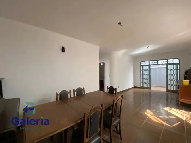 Casa residencial com 5 quartos para alugar, 225m² - Alto da Boa Vista