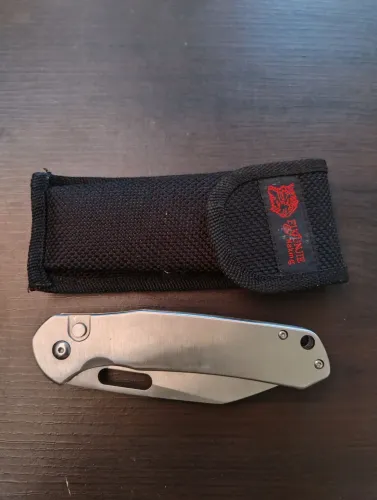 Canivete em aço inox,4mm de espessura, grande robusto.