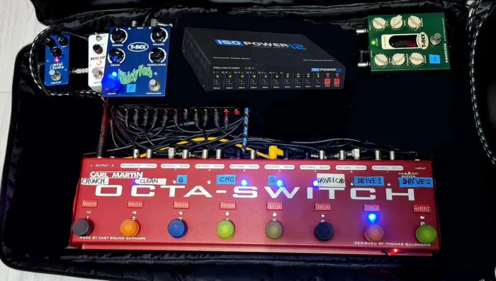 Pedalboard completo, só pedais de boutique"