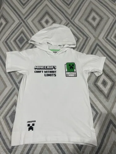 Camiseta Minecraft com capuz TAM 7-8 anos 