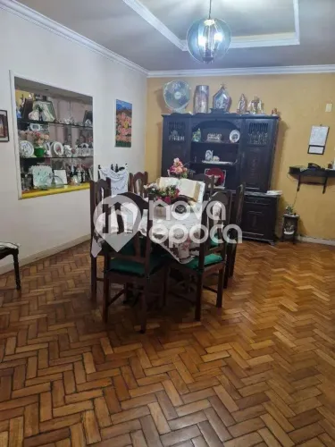 Cosme Velho | Apartamento 4 quartos, sendo 1 suite