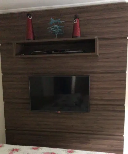 Painel para televisão
