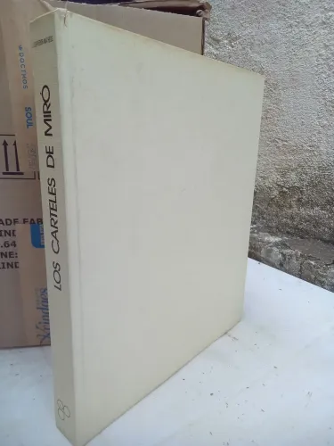 Livro importado Espanha Arte Los Carteles de Miranda em espanhol