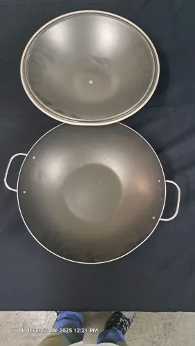Conjunto Panela Wok e Tampa