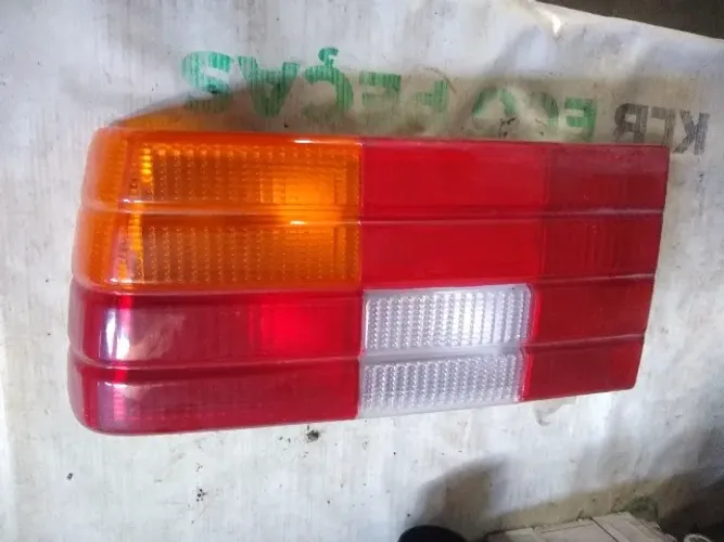 Lanterna Tras Esq. Monza 82-90 Original Gm *