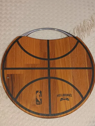 Tábua de lanches Teka com selo oficial da NBA