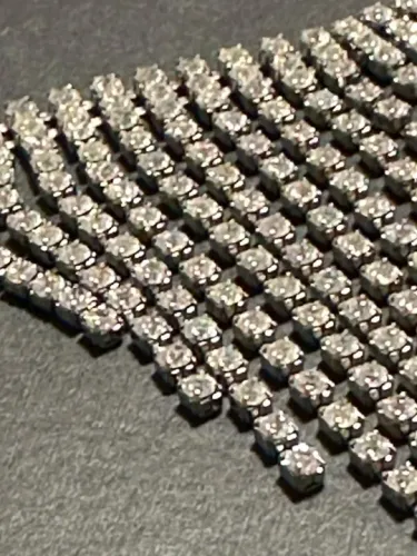 Colar de Strass elegante longo - Luxo e Brilho