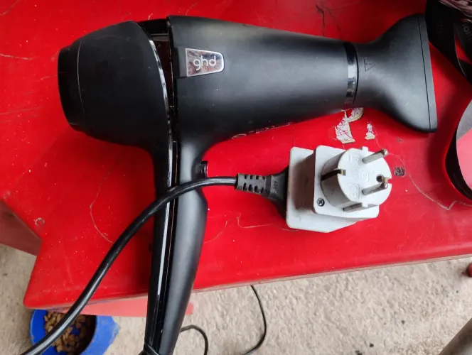 Vendo secador profissional ghd comprado na Inglaterra 