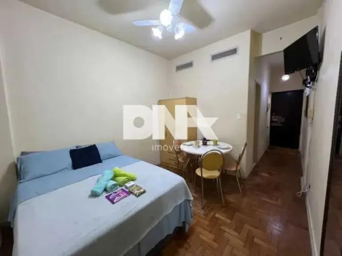 Kitnet/Conjugado : / Residencial / Copacabana