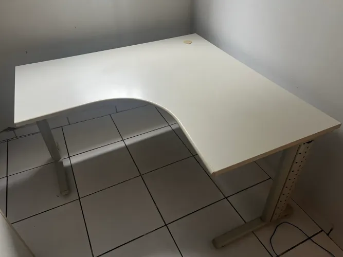 Mesa em L