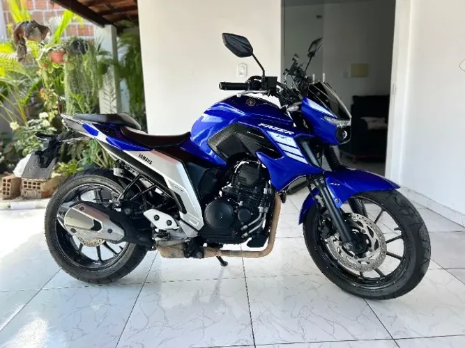 YAMAHA FAZER 250CC