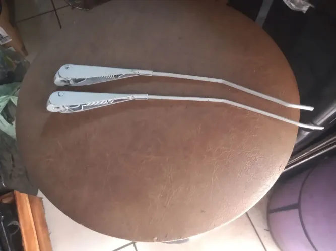 Braso limpador Kombi antiga 