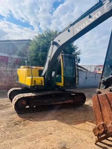 ESCAVADEIRA HIDRAULICA EC140 VOLVO