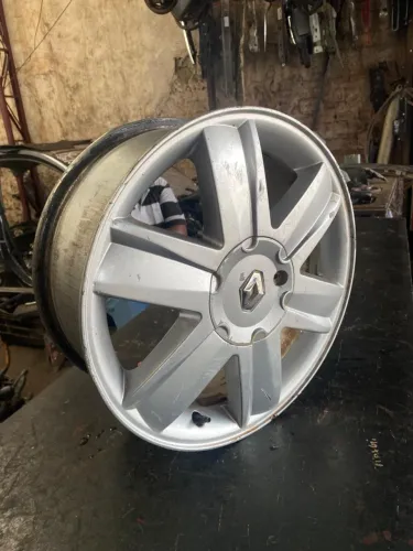 Jogo rodas Renault Megane 2010