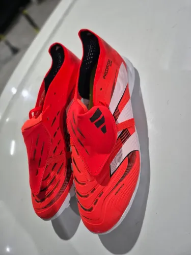 Chuteira Society Adidas Predator