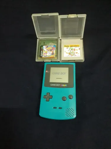 Game boy verde + 2 jogos brinde