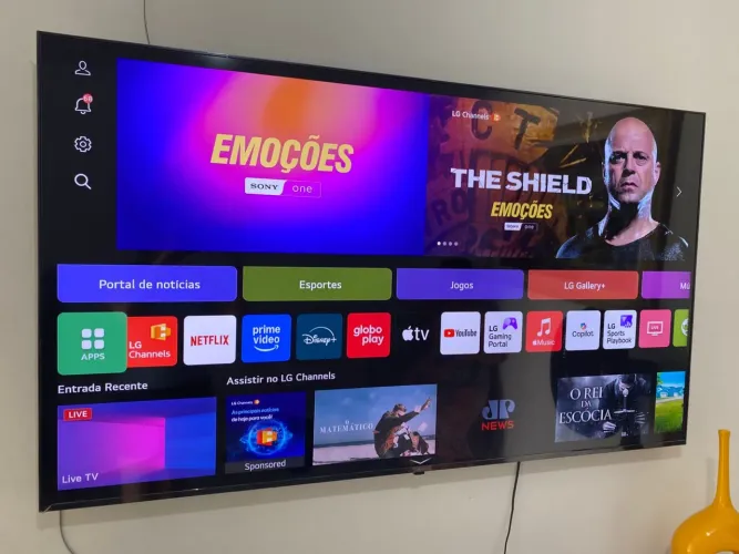 Vendo tv LG 65 polegadas